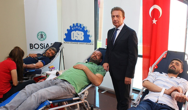 Bursa iş dünyası, Kızılay’a kan bağışıyla destek oldu