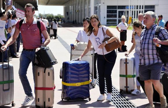 Antalya turist sayısında 1 milyonu aştı