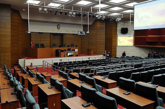 FETÖ sanıklarının mahkemeden kaçtığı haberleri yalanlandı