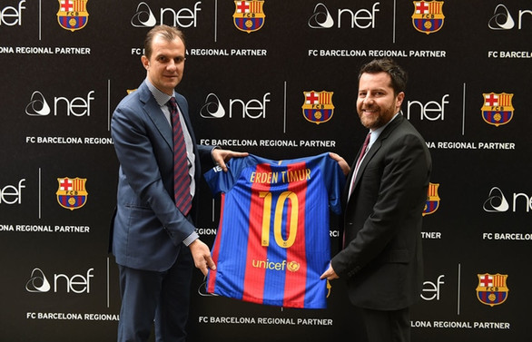 Barcelona, Nef ile gayrimenkule girecek