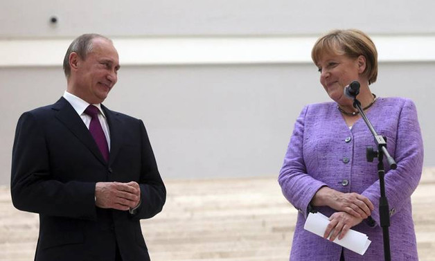 Putin ve Merkel İran'ı görüştü