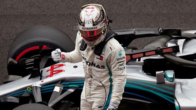 Hamilton İspanya'da da zirvede