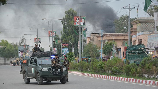 Afganistan'da saldırı: 12 ölü, 36 yaralı
