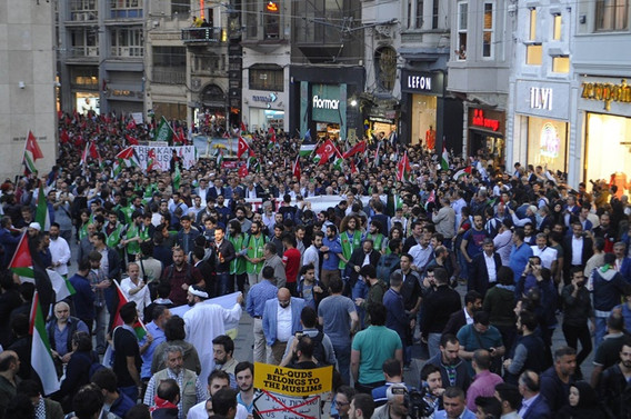 İstiklal Caddesi’nde ABD ve İsrail protestosu