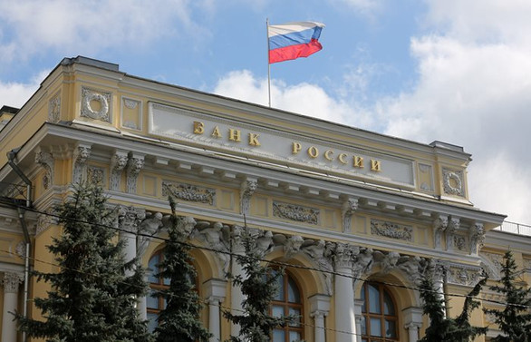 Rus bankalarının kârı 537 milyar rubleye geriledi