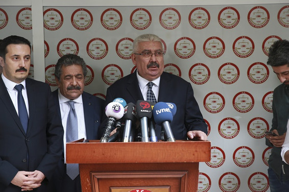 MHP'nin aday listesi YSK'ya sunuldu