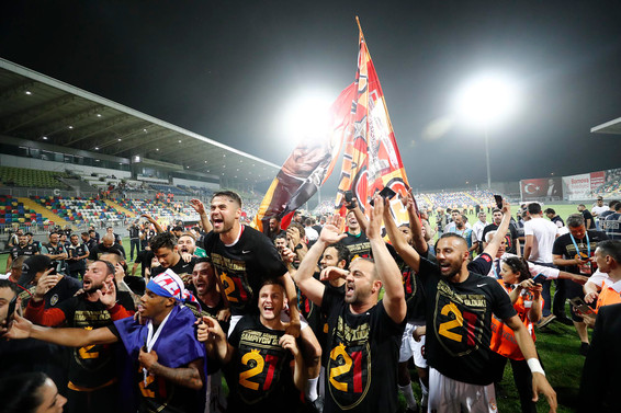 Süper Lig şampiyonu Galatasaray!