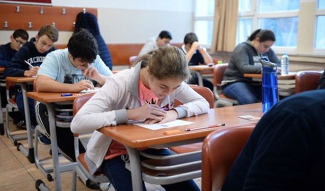 Liselere girişte uygulanacak merkezi sınav için geri sayım başladı