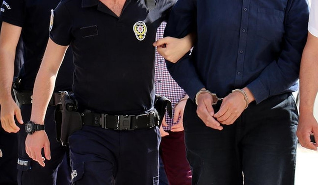 Trabzon'da FETÖ operasyonu: 11 gözaltı