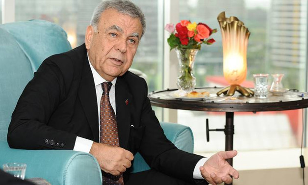 “İzmir’de sadece bina değil çevreyi de dönüştürüyoruz”