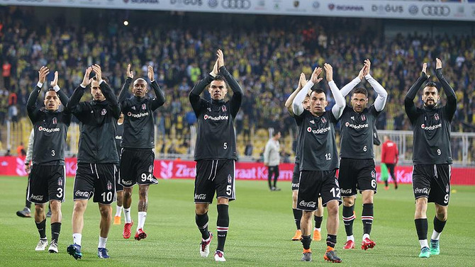 Beşiktaş bu akşam sahaya çıkacak mı?
