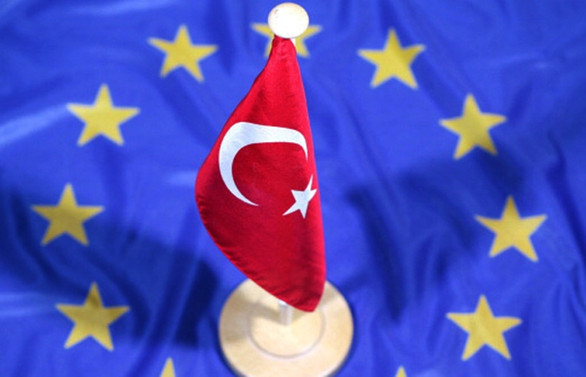 Avrupa Komisyonu, Türkiye'de bu yıl yüzde 4,7 büyüme bekliyor