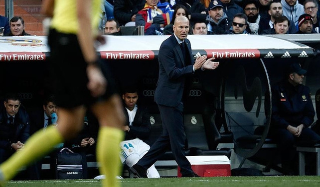 Real Madrid'de Zidane istifa etti