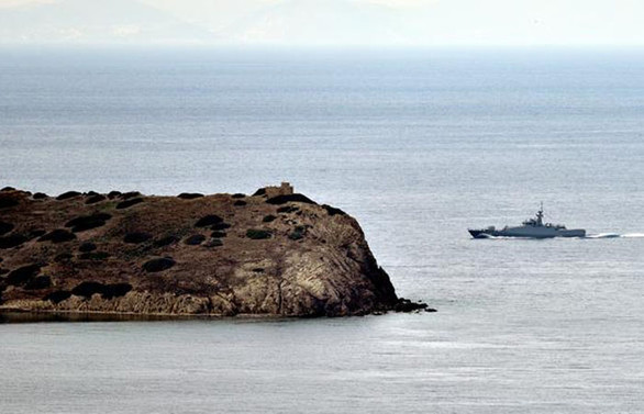 Ege'de Türk gemisi ve Yunan hücumbotu çarpıştı