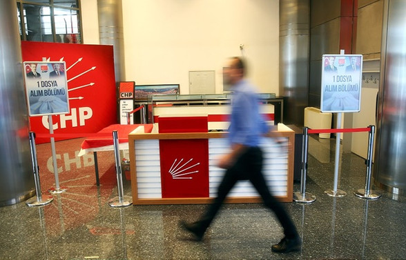 CHP'de aday adaylığı başvuruları 2 bine yaklaştı