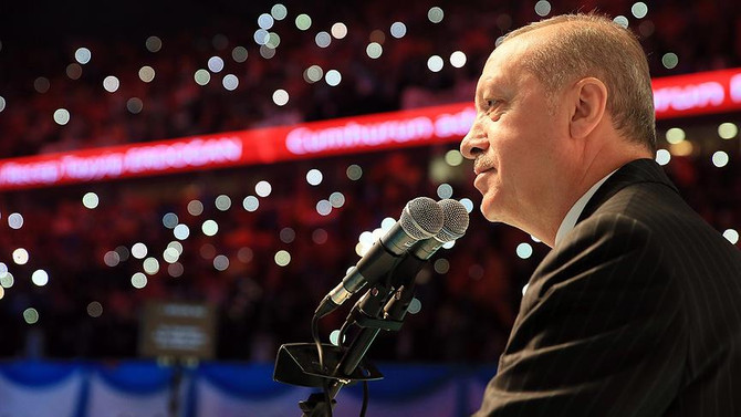 Erdoğan: Kur üzerinden yürütülen saldırılara karşı projemiz var
