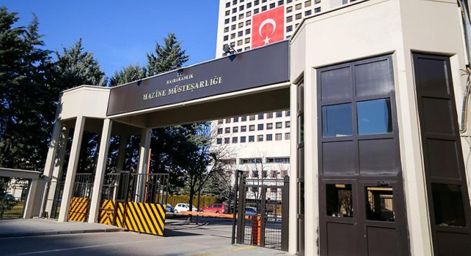 Hazine nisanda 12.9 milyar lira açık verdi