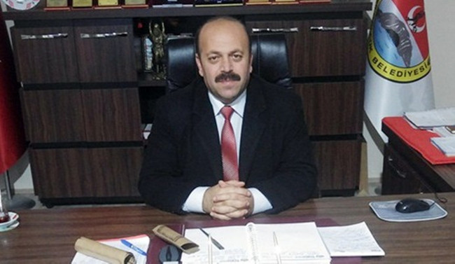 Belediye baÅkanı silahlı saldırıda hayatını kaybetti