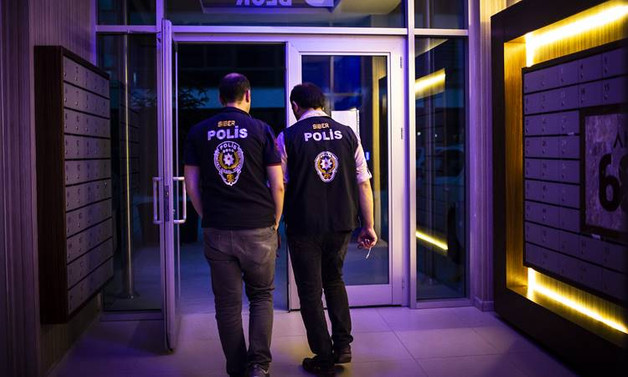 Başkentte FETÖ'nün hücre evlerine operasyon