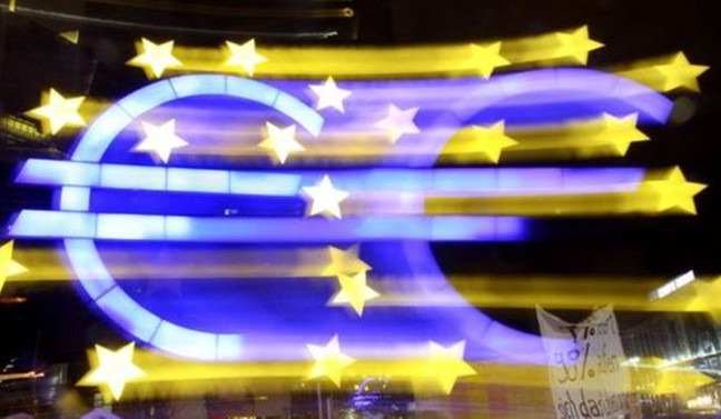 Euro Bölgesi'nde imalat sanayi PMI 15 ayın düşüğünde