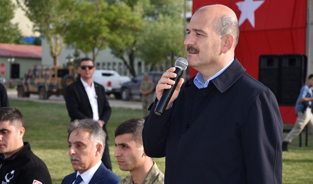 Soylu: PKK'nın İkiyaka Dağları'ndaki cephaneliği ele geçirildi