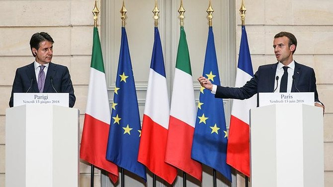 Macron'dan AB'ye sığınmacı sorunu eleştirisi