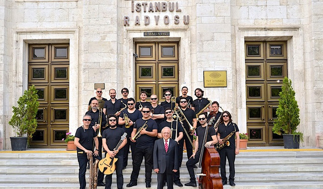 Yıldızlar Altında 30. Yıl