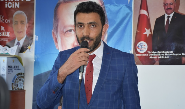 SP'den ayrılan 24 kişi AK Parti'ye geçti