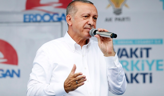 Erdoğan'dan İnce'ye: Kulağına ne söylenirse inanıyor