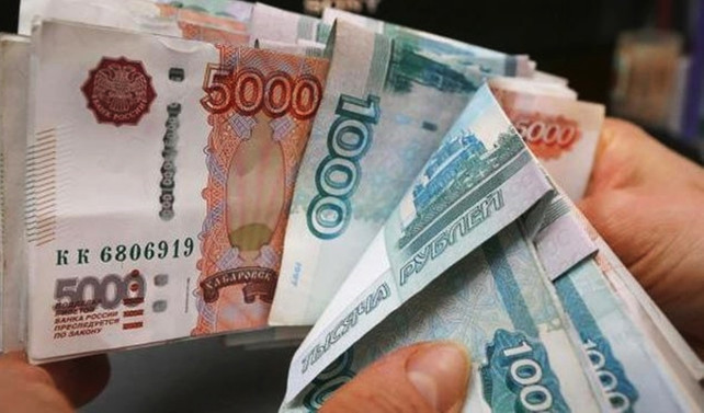 Rus rublesinde ABD-Çin ticaret savaşı endişesi