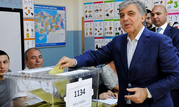 Gül: Milletin kararı herkesin başının üstünde olacak
