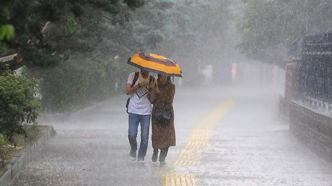 AKOM: İstanbul'da dolu yok