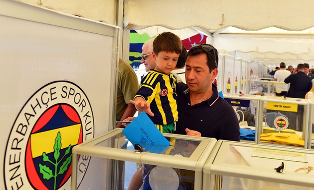 Fenerbahçe kongresinde rekor katılım