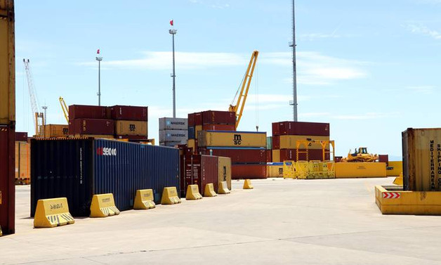 Gümrük ve ticaret merkezleri geliyor
