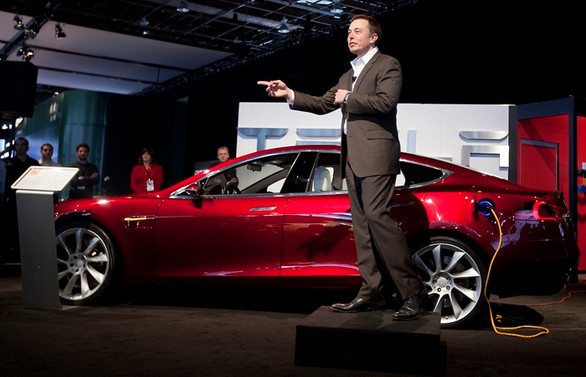 Tesla hissedarları Musk'ı görevden almayı oylayacak