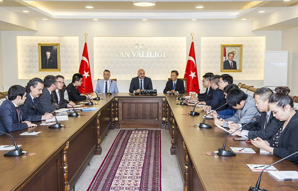 Çinli iş adamları yatırım için Van'da