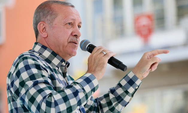 Erdoğan: Yıkacağım dedi, kuzu kuzu saraya geldi