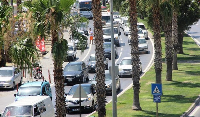 Bodrum'da adım atacak yer kalmadı