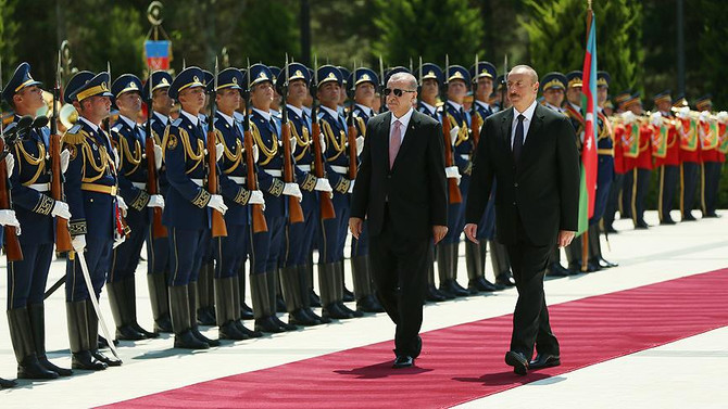 Yeni dönemin ilk ziyareti Azerbaycan'a