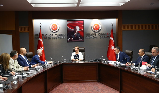Ticaret Bakanı Pekcan, TMB heyetini kabul etti