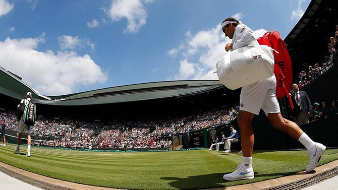 Federer Wimbledon'a çeyrek finalde veda etti