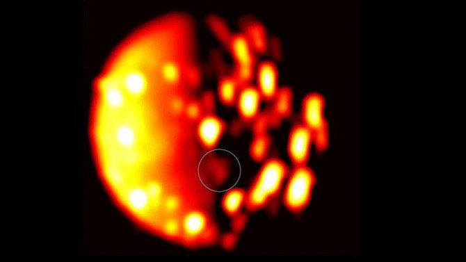 Juno, Jüpiter'in uydularından İo'da yanardağ olduğunu saptadı