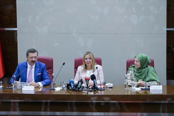 Pekcan: Ticaret Akademisi kurmaya karar verdik