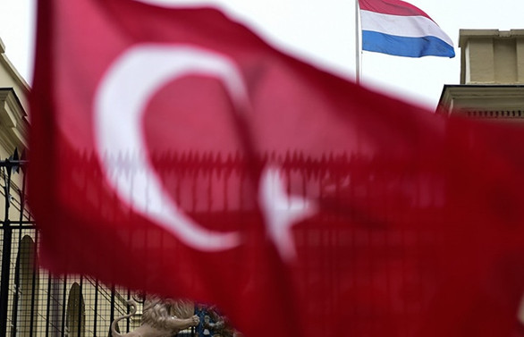 Türkiye ile Hollanda arasındaki ilişkiler normalleştirilecek