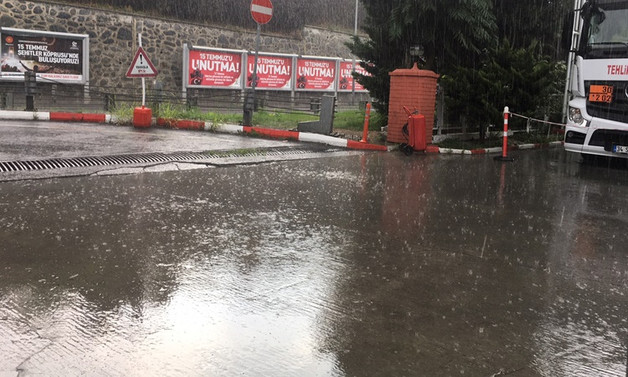 İstanbul'da sağanak yağış bekleniyor