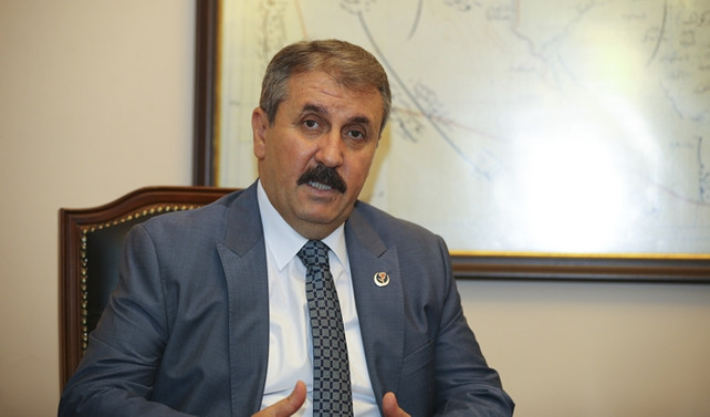 Destici: Bedelli askerlikte tek bir rakam olmamalı