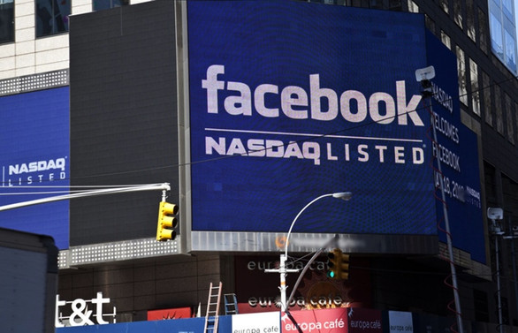 Facebook'un bir günde dörtte biri eridi