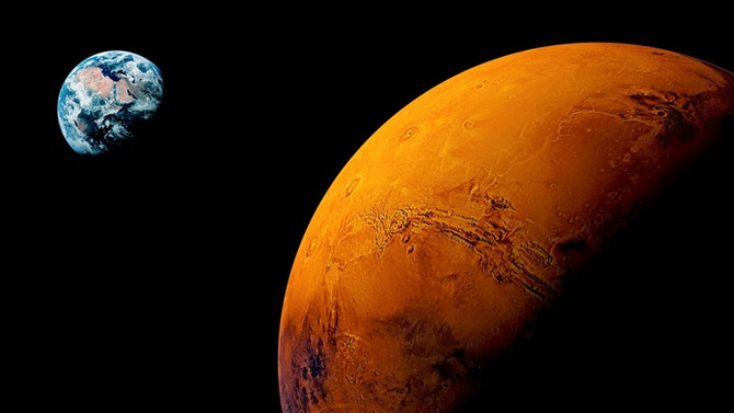 Mars Dünya'ya en yakın konumda