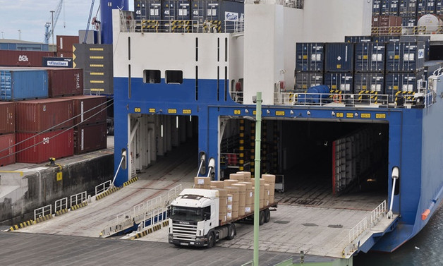 TIR'lar İspanya'ya denizden gidecek