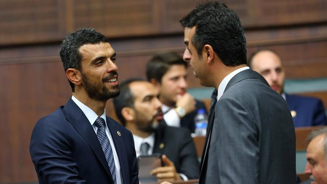 Sofuoğlu'ndan lüks aracıyla ilgili eleştirilere yanıt